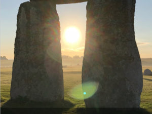 THROUGH THE STONES : STONEHENGE’S BUILDERS VANISHED?